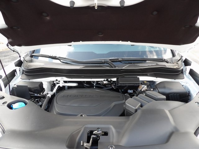 2025 Honda Ridgeline Black Edition photo 45