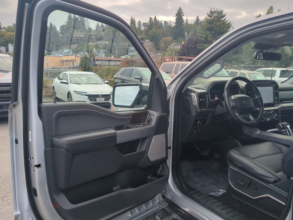 2023 Ford F-150 Lariat photo 7