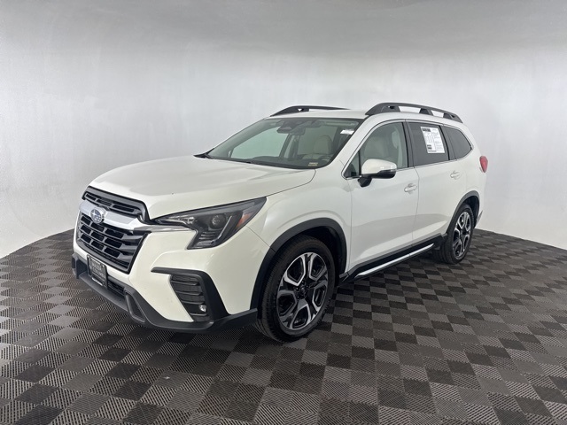 2023 Subaru Ascent Limited photo 3