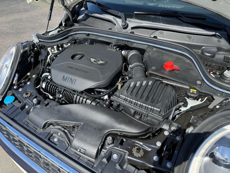 2017 Mini Cooper Convertible S photo 23