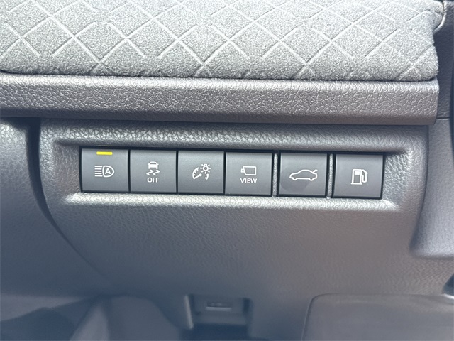2025 Toyota Camry XLE photo 18