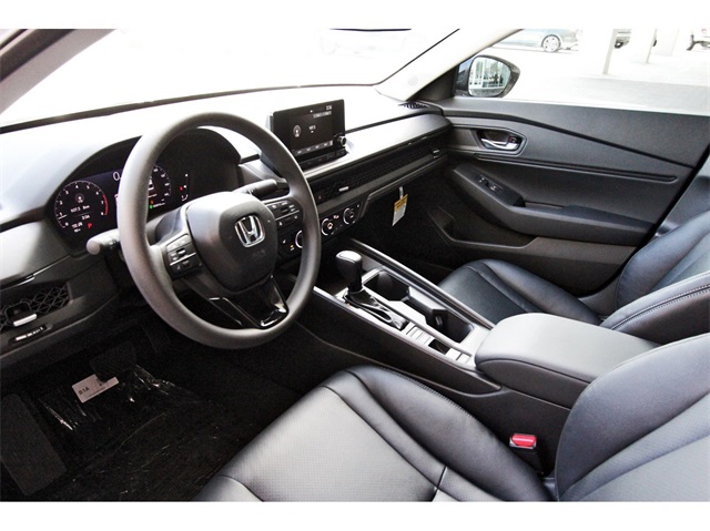 2025 Honda Accord SE photo 11