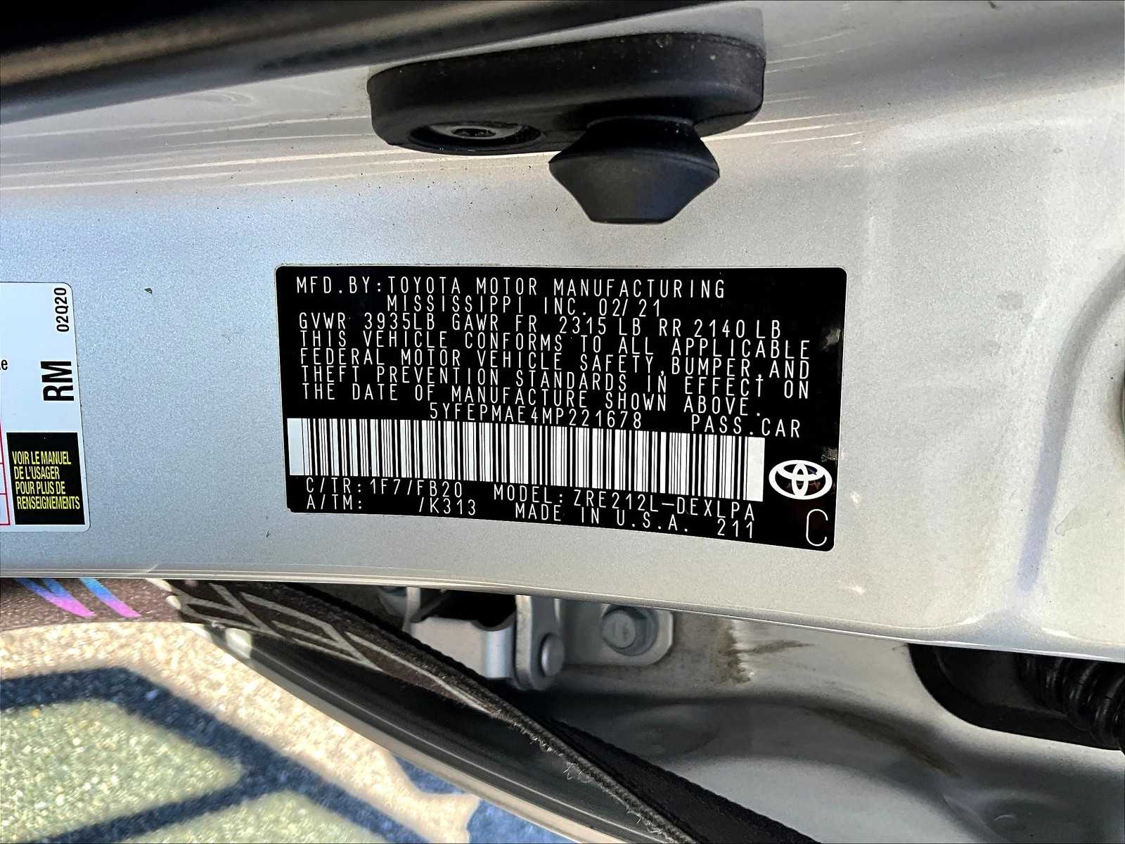 2021 Toyota Corolla LE photo 35