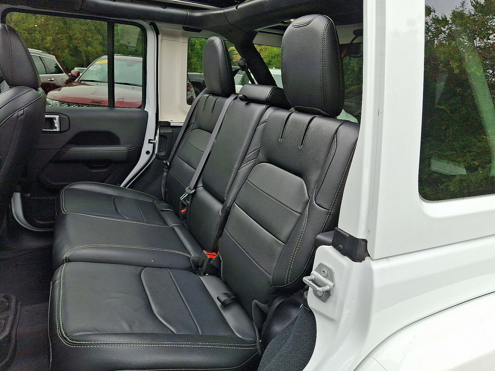 2022 Jeep Wrangler 4xe Unlimited Sahara photo 11