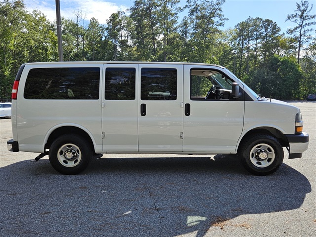 2020 Chevrolet Express 2500 LT Passenger photo 8