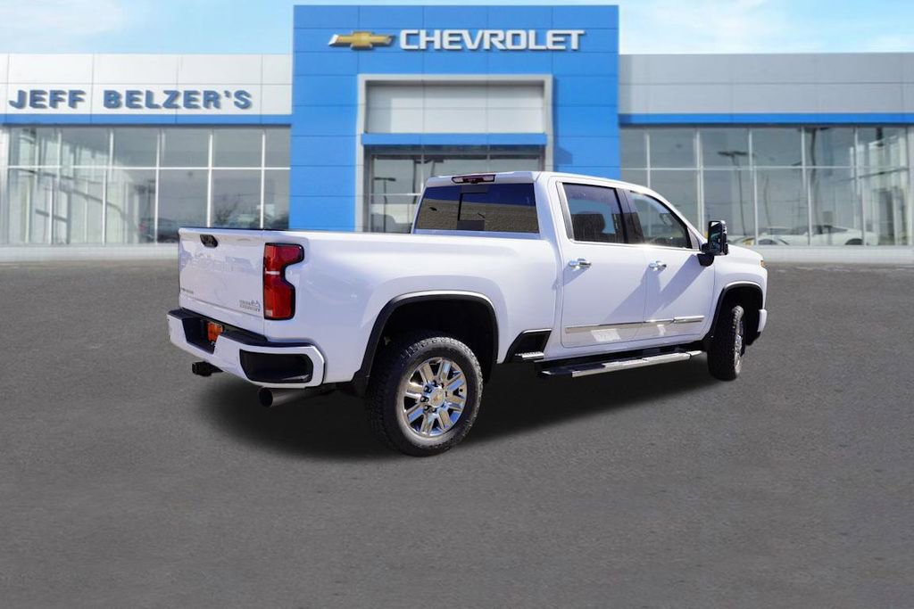 2026 Chevrolet Silverado 3500HD High Country Z71 photo 2
