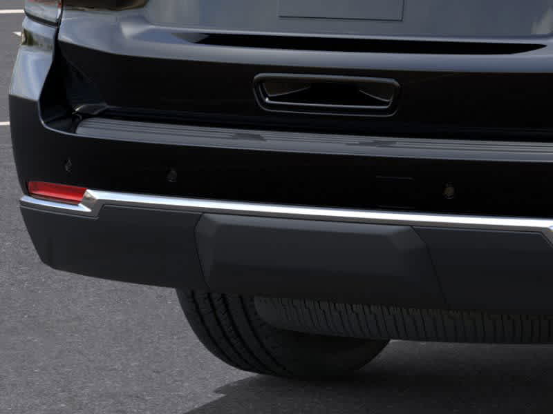 2025 Chevrolet Suburban LS photo 13