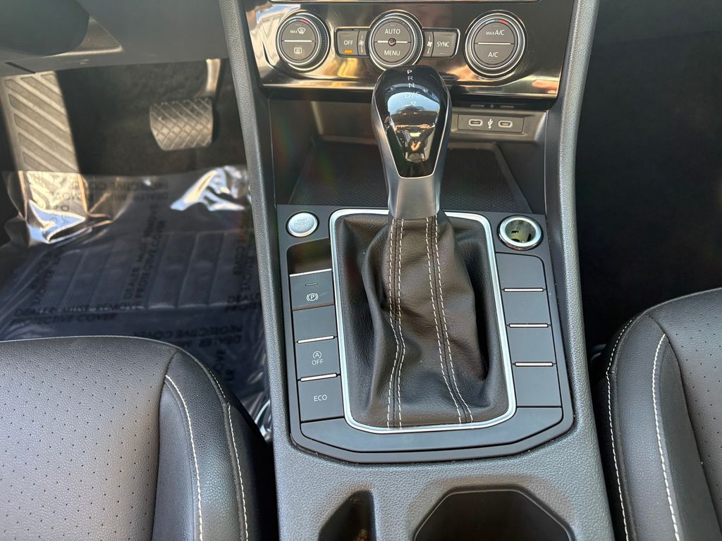 2024 Volkswagen Jetta 1.5T SE photo 20