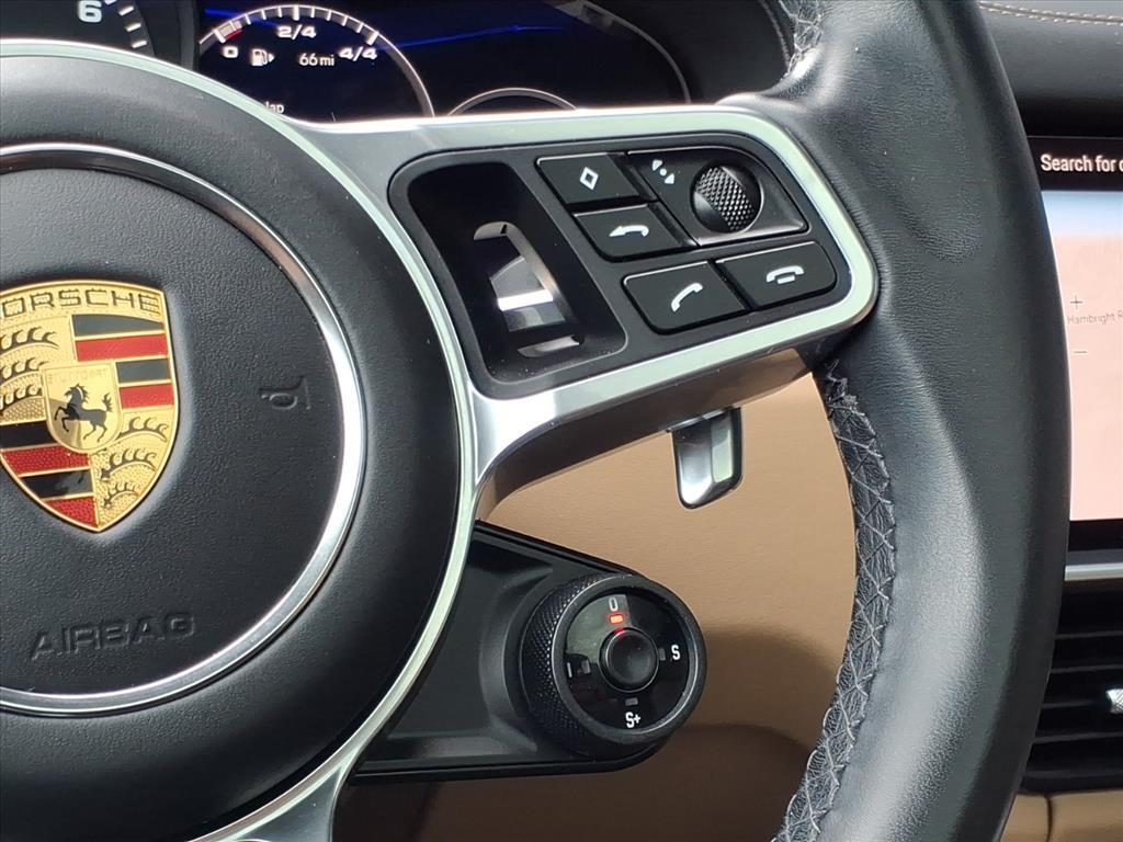2023 Porsche Cayenne Coupe Platinum Edition photo 16