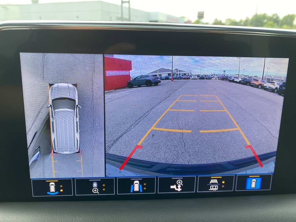 2021 Gmc Yukon XL AT4 photo 19