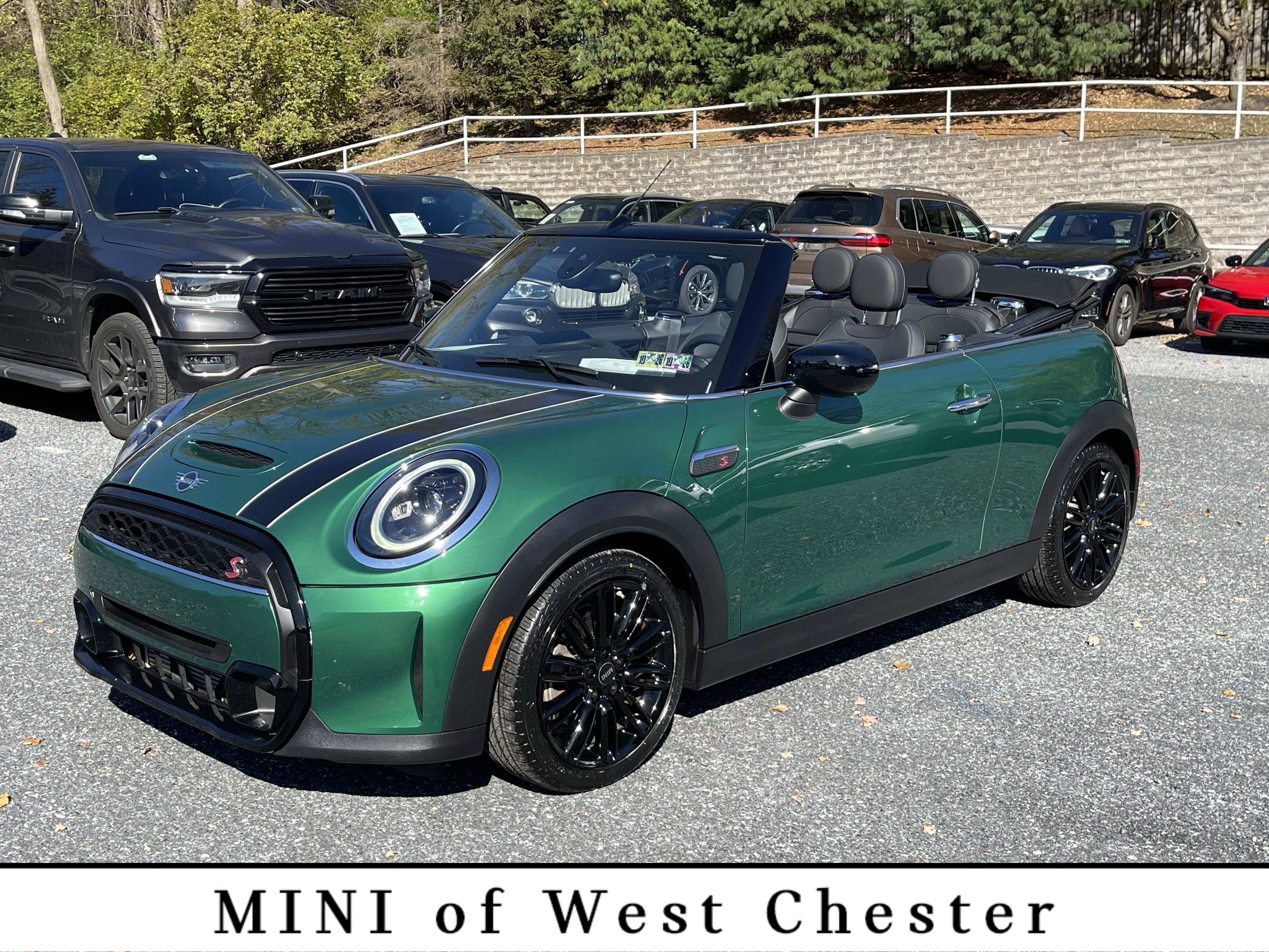 2023 MINI Convertible S's photo