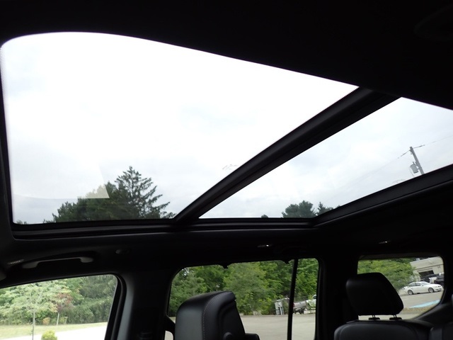 2024 Jeep Wagoneer Series II Carbide photo 20