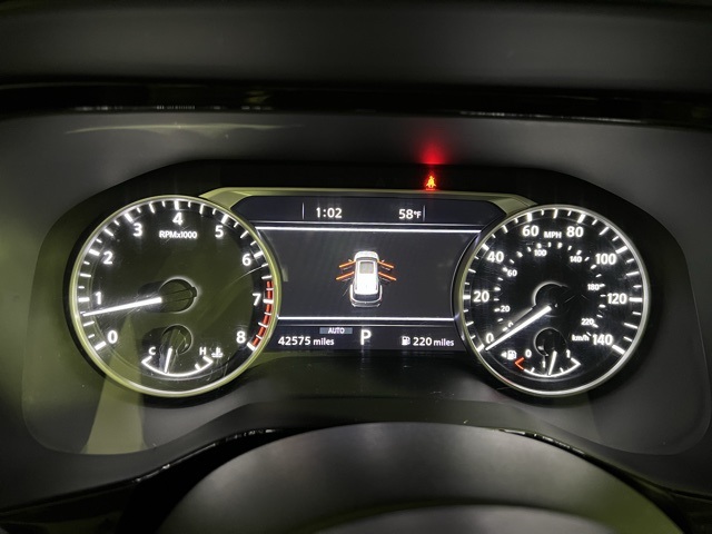 2022 Nissan Pathfinder Platinum photo 15