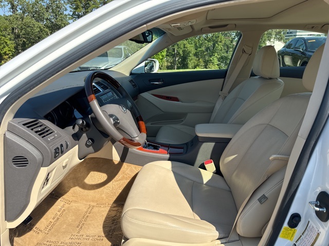 2012 Lexus ES 350 photo 12