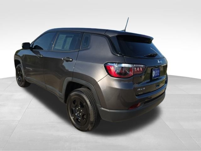 2021 Jeep Compass Sport photo 2