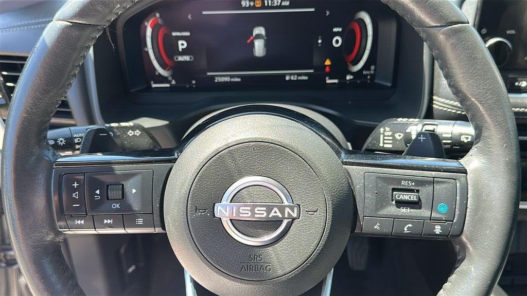 2022 Nissan Rogue Platinum AWD photo 12