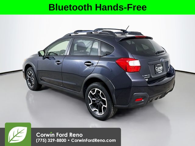 2017 Subaru Crosstrek 2.0i Premium photo 3