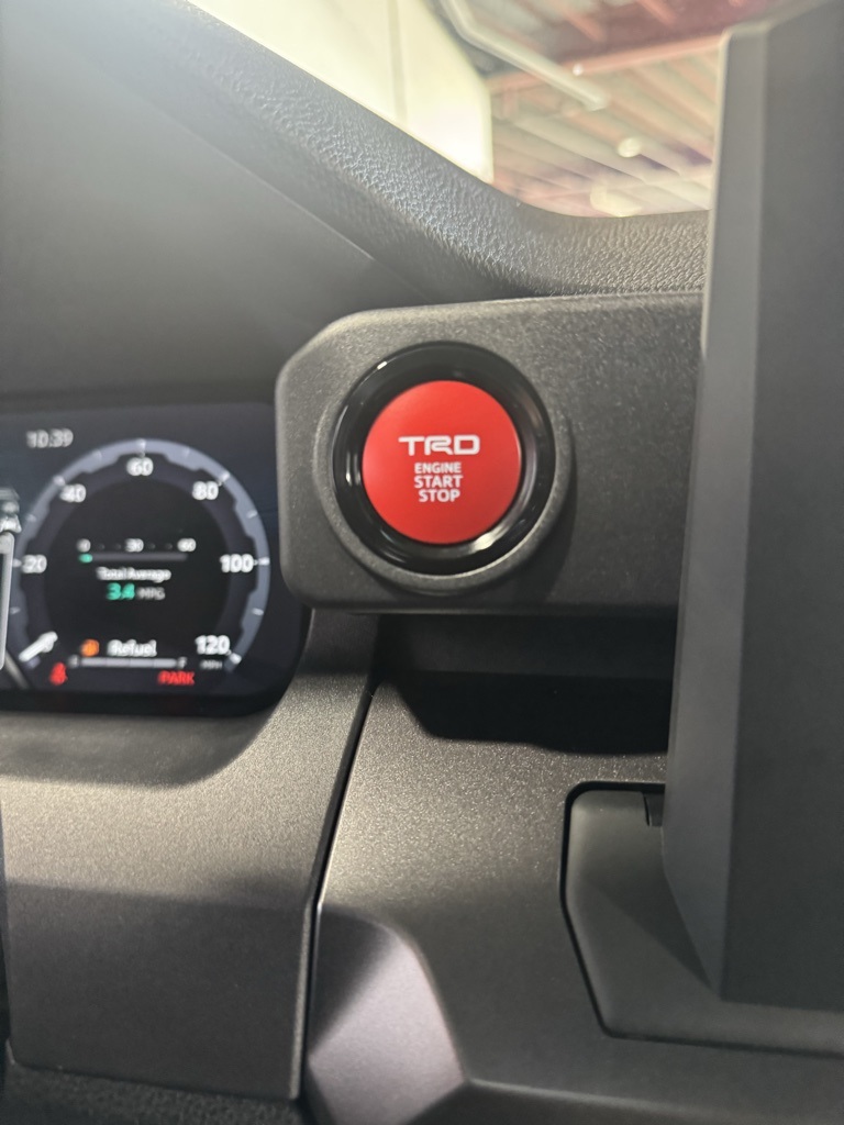 2025 Toyota 4Runner photo 35
