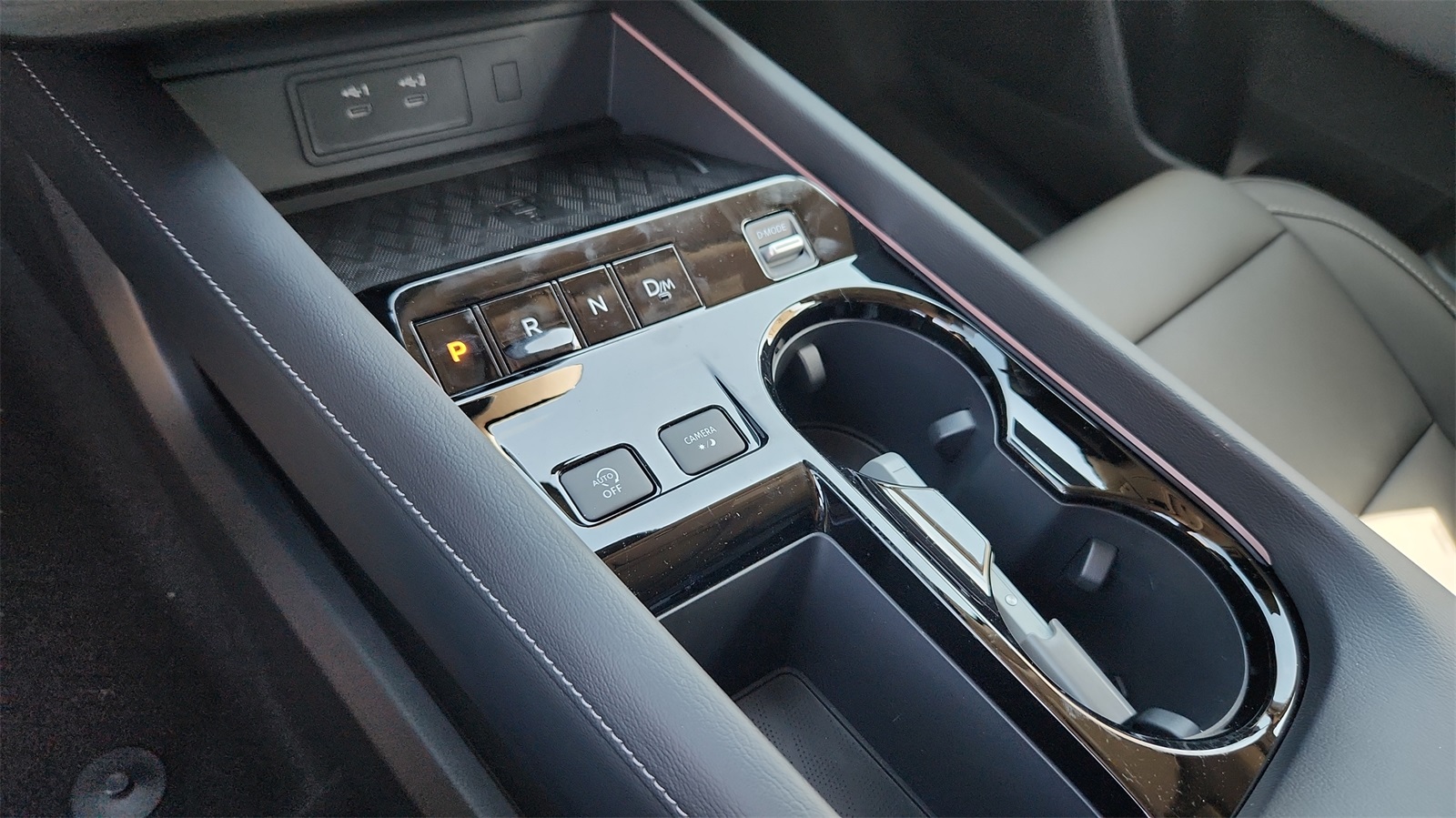 2025 Nissan Murano SL photo 13