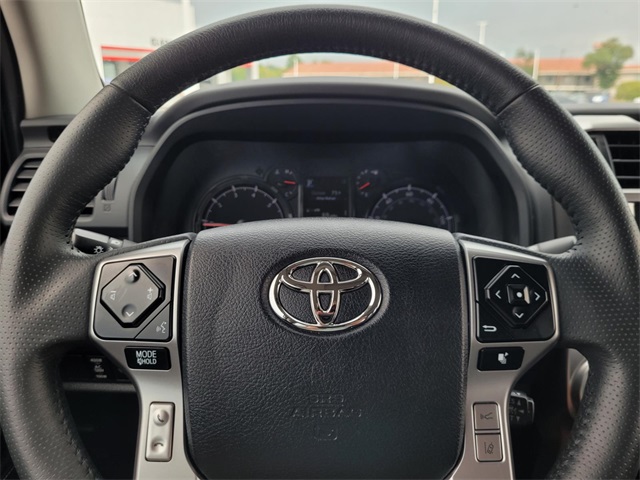 2022 Toyota 4Runner SR5 Premium photo 11
