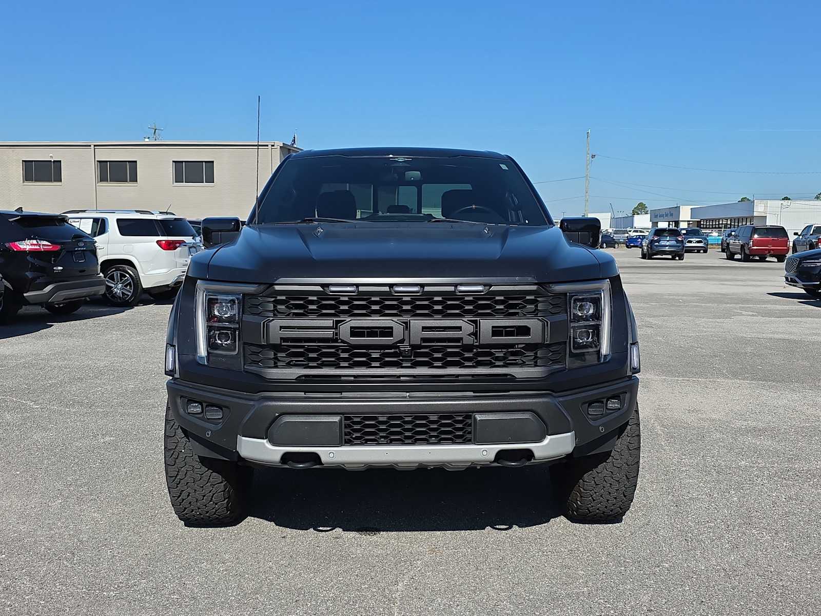 2023 Ford F-150 Raptor photo 3