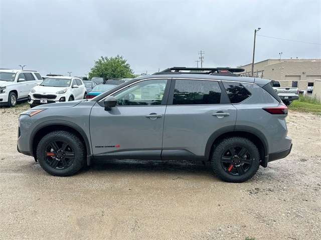 2025 Nissan Rogue SV photo 8