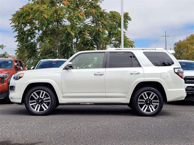 2022 Toyota 4Runner Limited photo 9