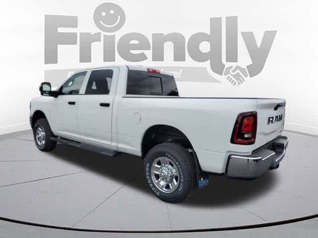 2025 Ram 2500 Tradesman photo 3