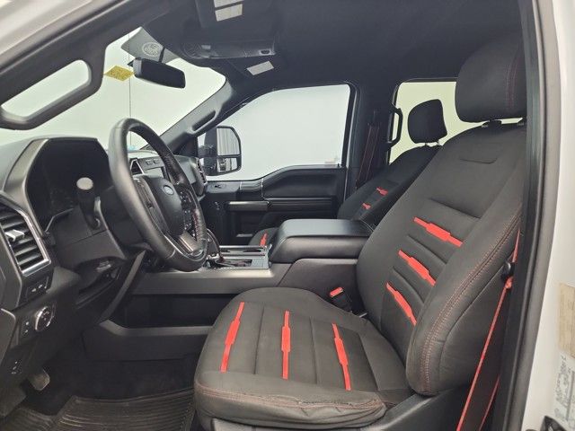 2016 Ford F-150 XLT photo 9