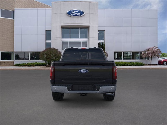 2025 Ford F-150 XLT photo 4