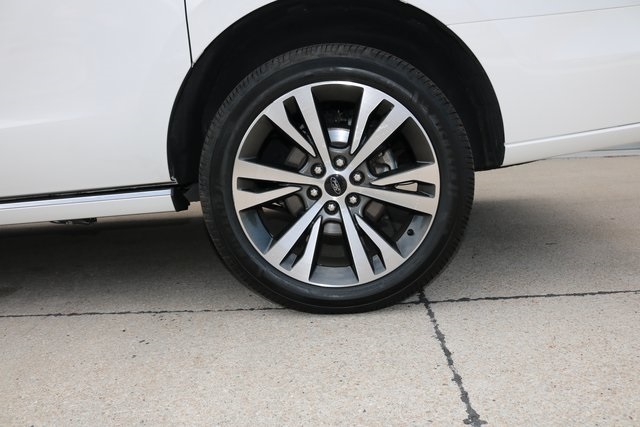 2020 Ford Expedition MAX Platinum photo 19
