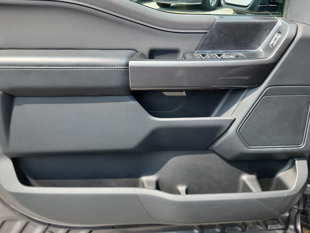 2022 Ford F-150 XLT photo 9