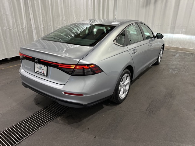 2025 Honda Accord 1.5T LX photo 2