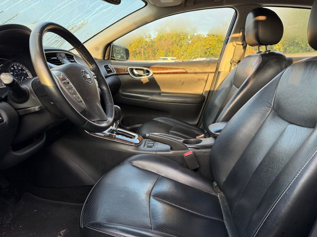 2015 Nissan Sentra SL photo 7