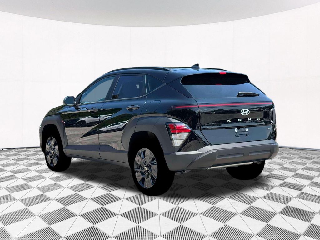 2026 Hyundai Kona SEL photo 4