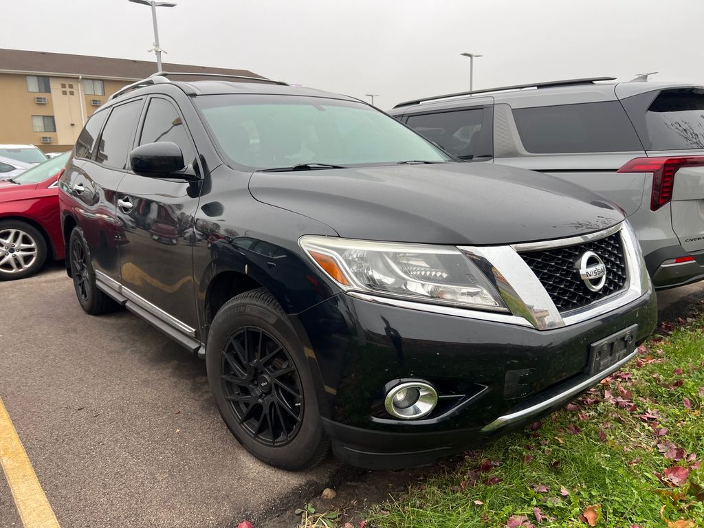 2016 Nissan Pathfinder SL
