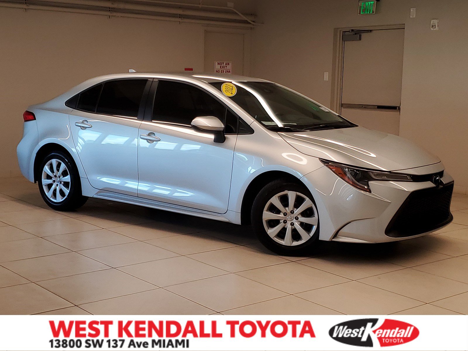 2021 Toyota Corolla LE's photo