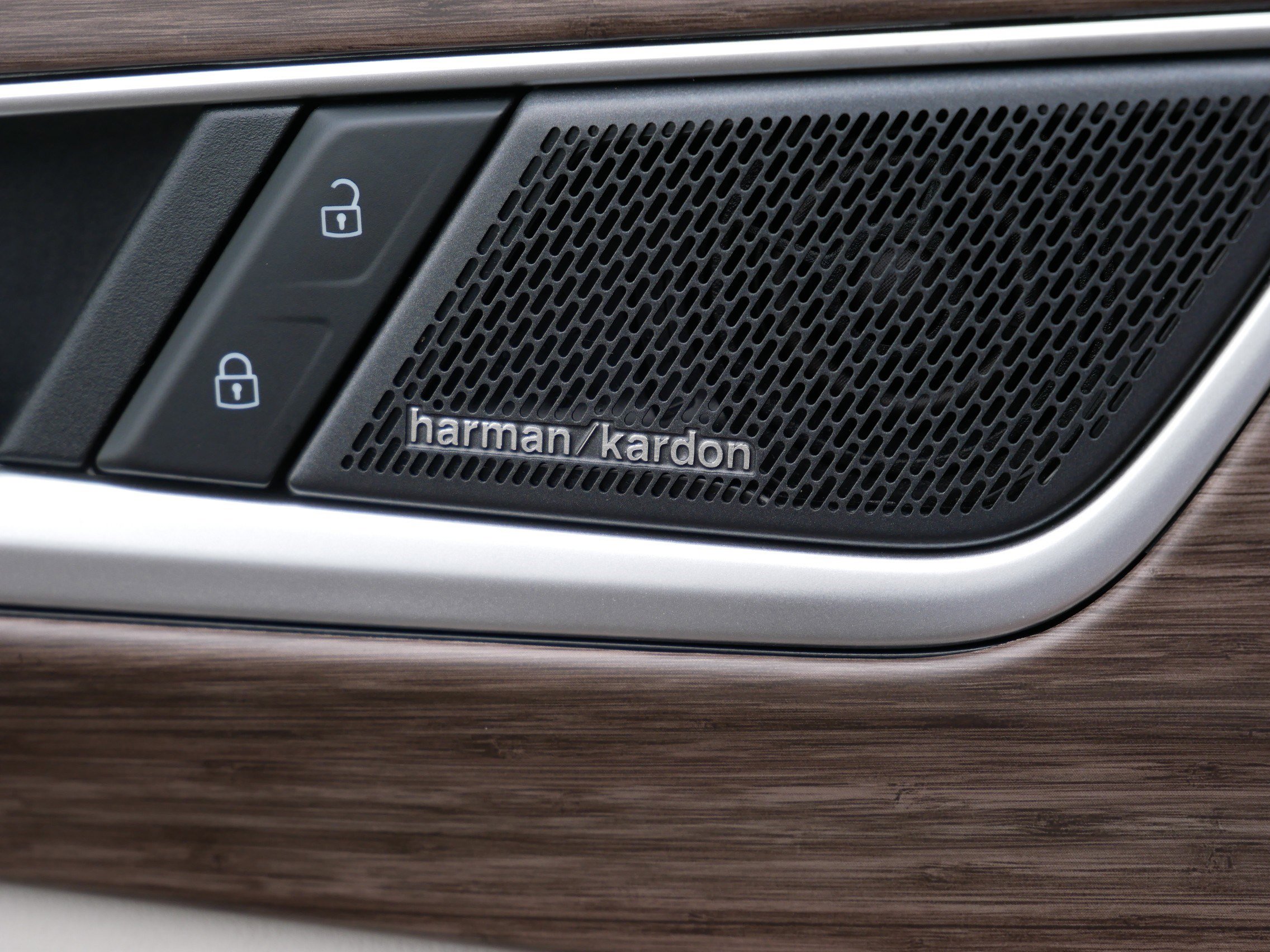 2025 Volkswagen Atlas SEL Premium R-Line photo 26