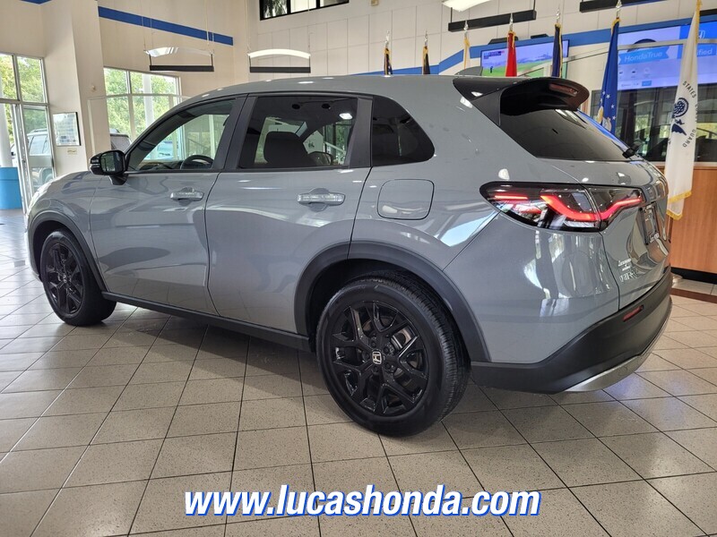 2024 Honda HR-V Sport photo 2