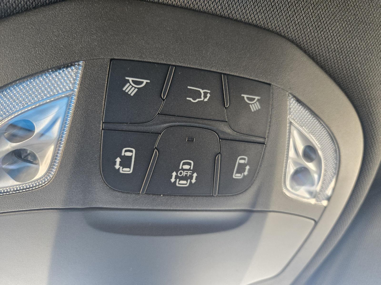 2026 Chrysler Pacifica photo 20