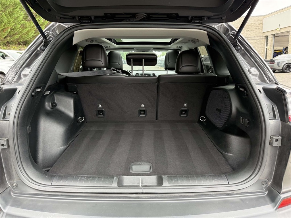 2021 Jeep Cherokee Latitude Lux photo 28