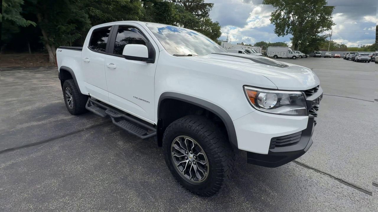 2022 Chevrolet Colorado ZR2 photo 2