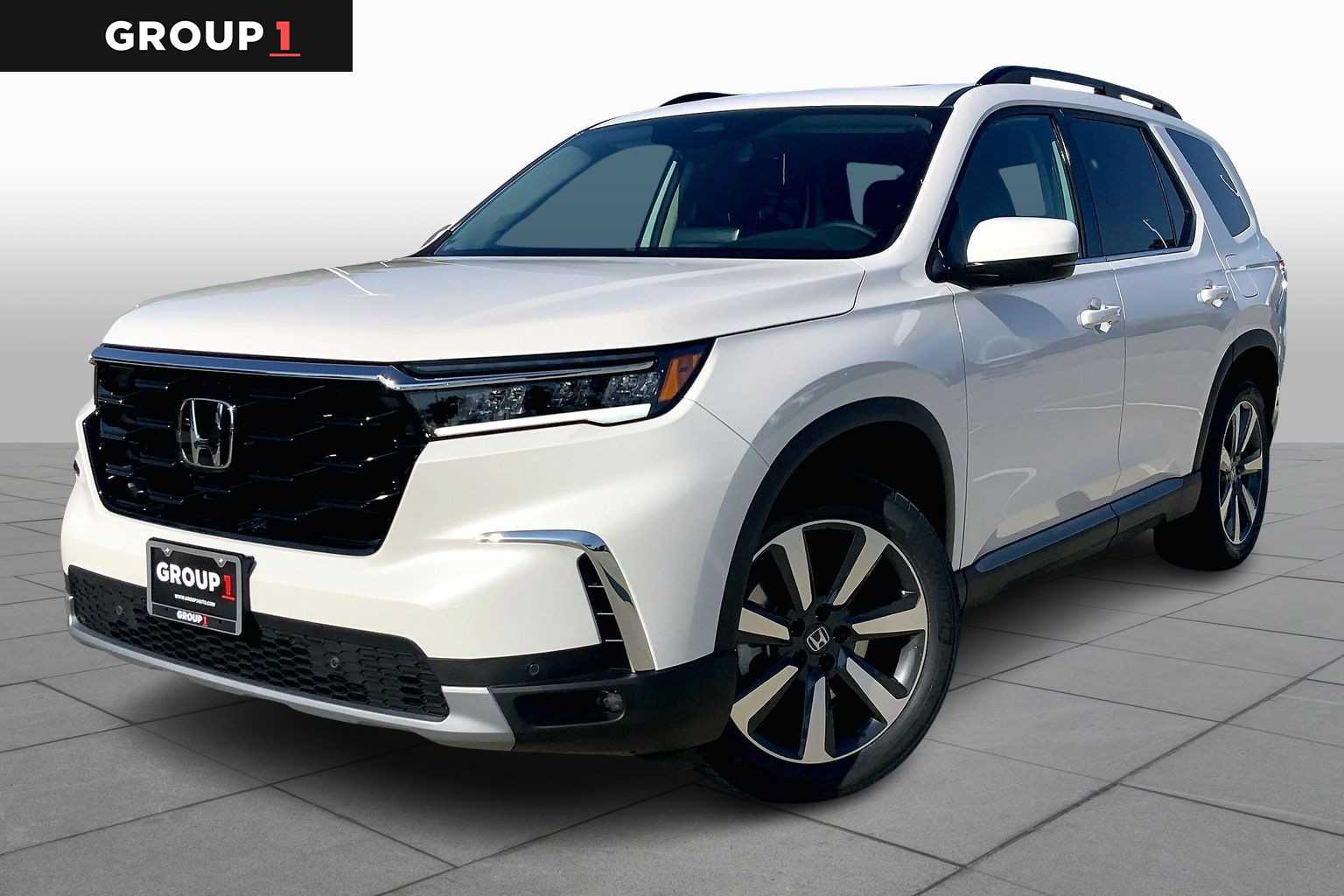 2025 Honda Pilot Touring's photo
