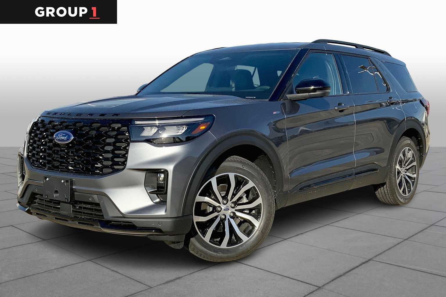 2025 Ford Explorer ST Line's photo