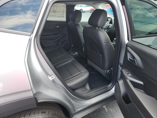 2025 Chevrolet Trax ACTIV photo 14