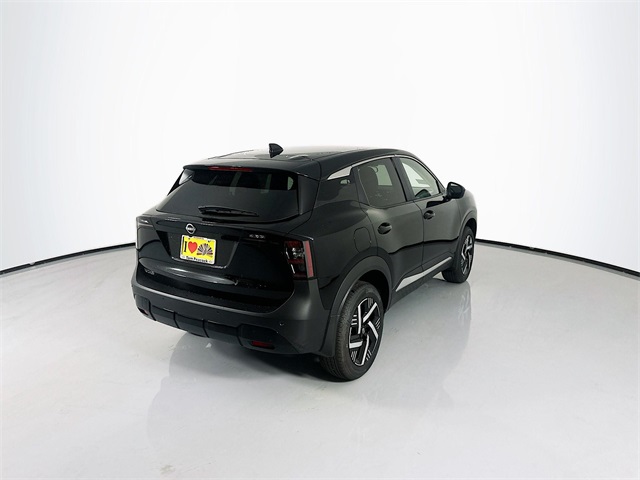 2025 Nissan Kicks SV photo 6