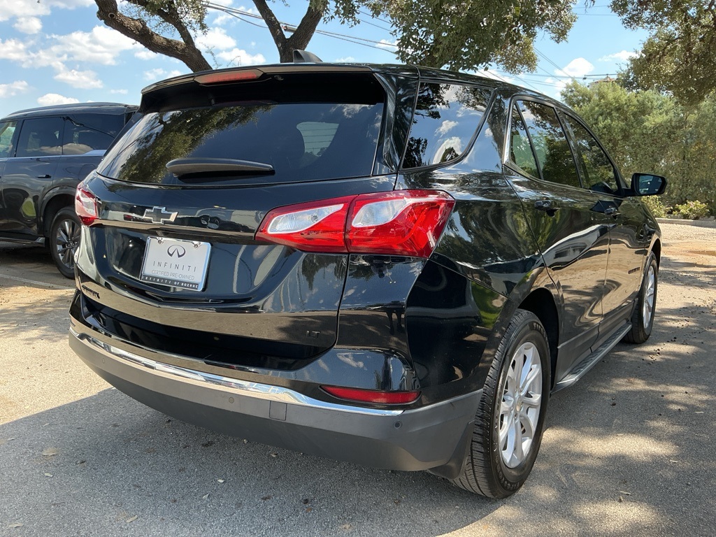2020 Chevrolet Equinox LT photo 3