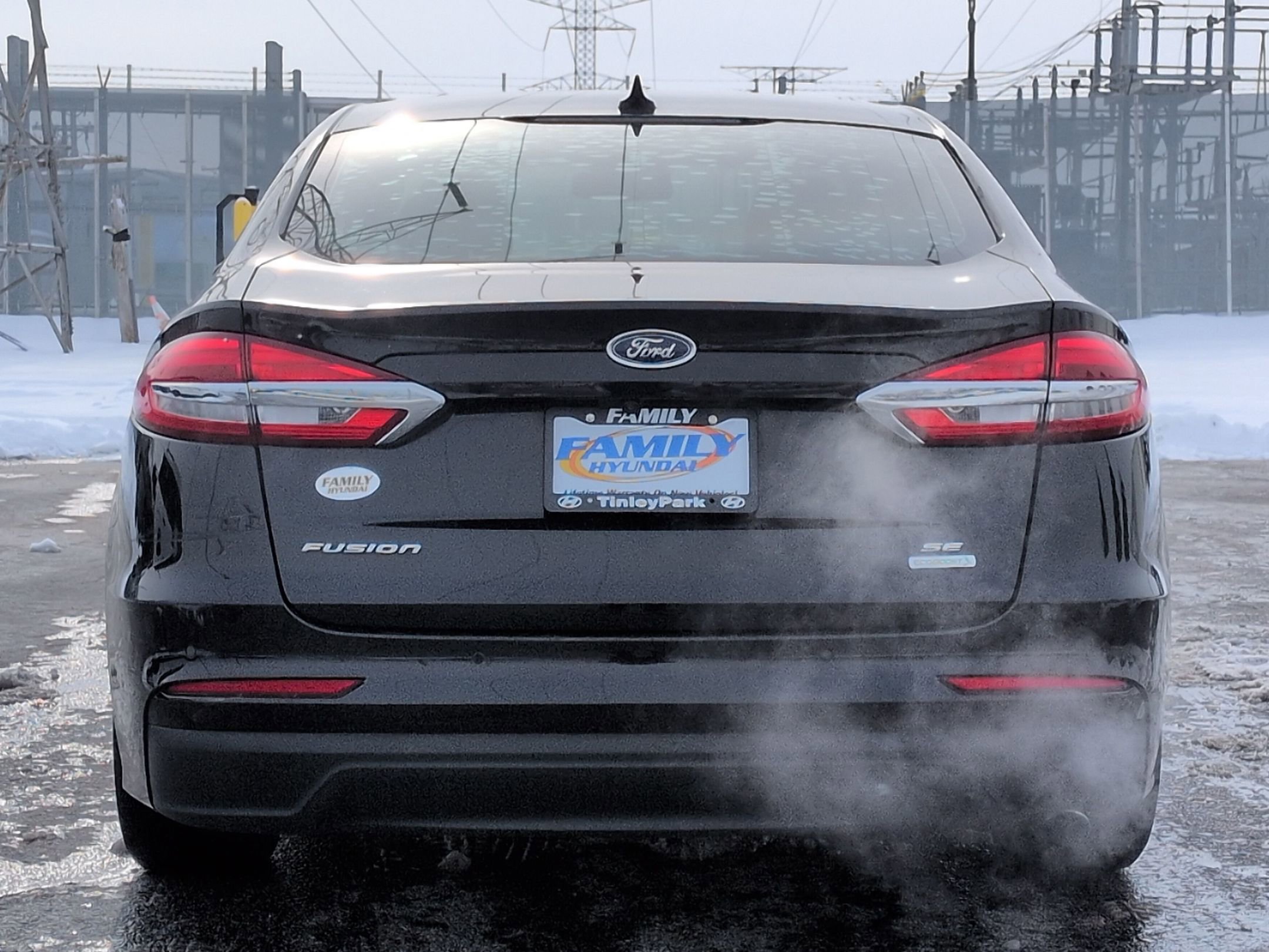 2019 Ford Fusion SE photo 3