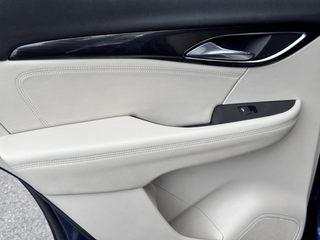 2023 Buick Envision Preferred photo 24