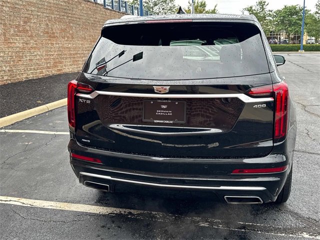 2023 Cadillac XT6 Premium Luxury photo 3